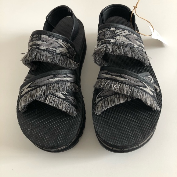 Teva céres fringe platform sandal Sz 9 - Picture 3 of 8